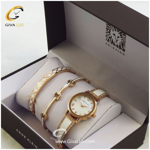 پک ساعت ـنه کلین زنانه به همراه دستبند (رنگ ثابت)