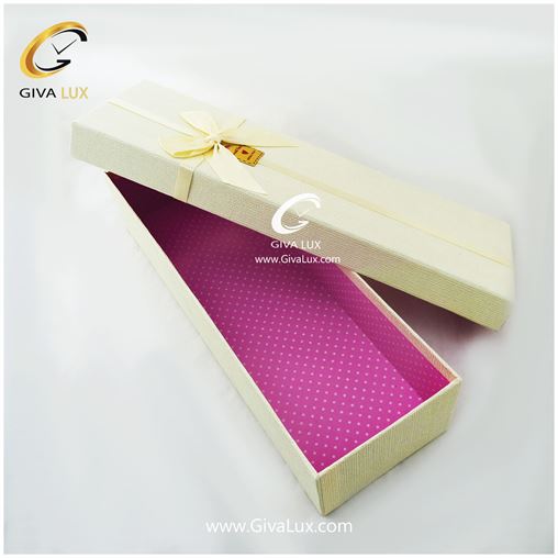 جعبه کادویی 28 سانتی متری  کرم