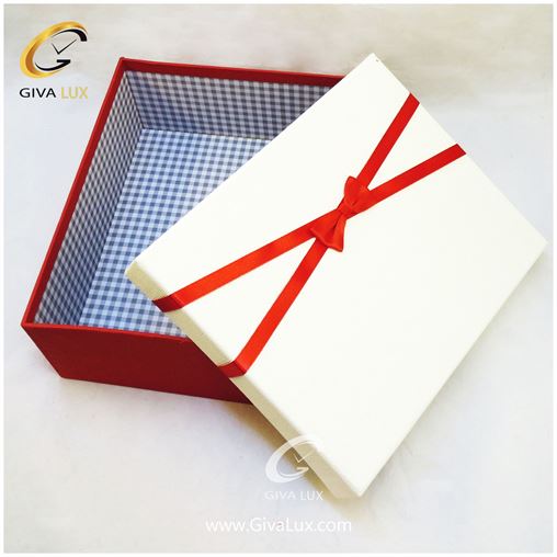 جعبه کادویی 18 سانتی متری 